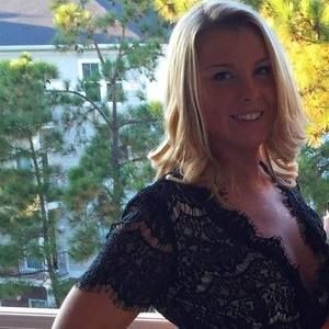 Meet your Posher, Caitlin